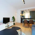 Agradable Y Luminoso Apartamento Ideal Para 5