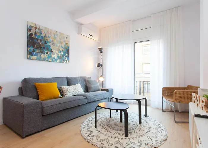 Agradable Y Luminoso Apartamento Ideal Para 5