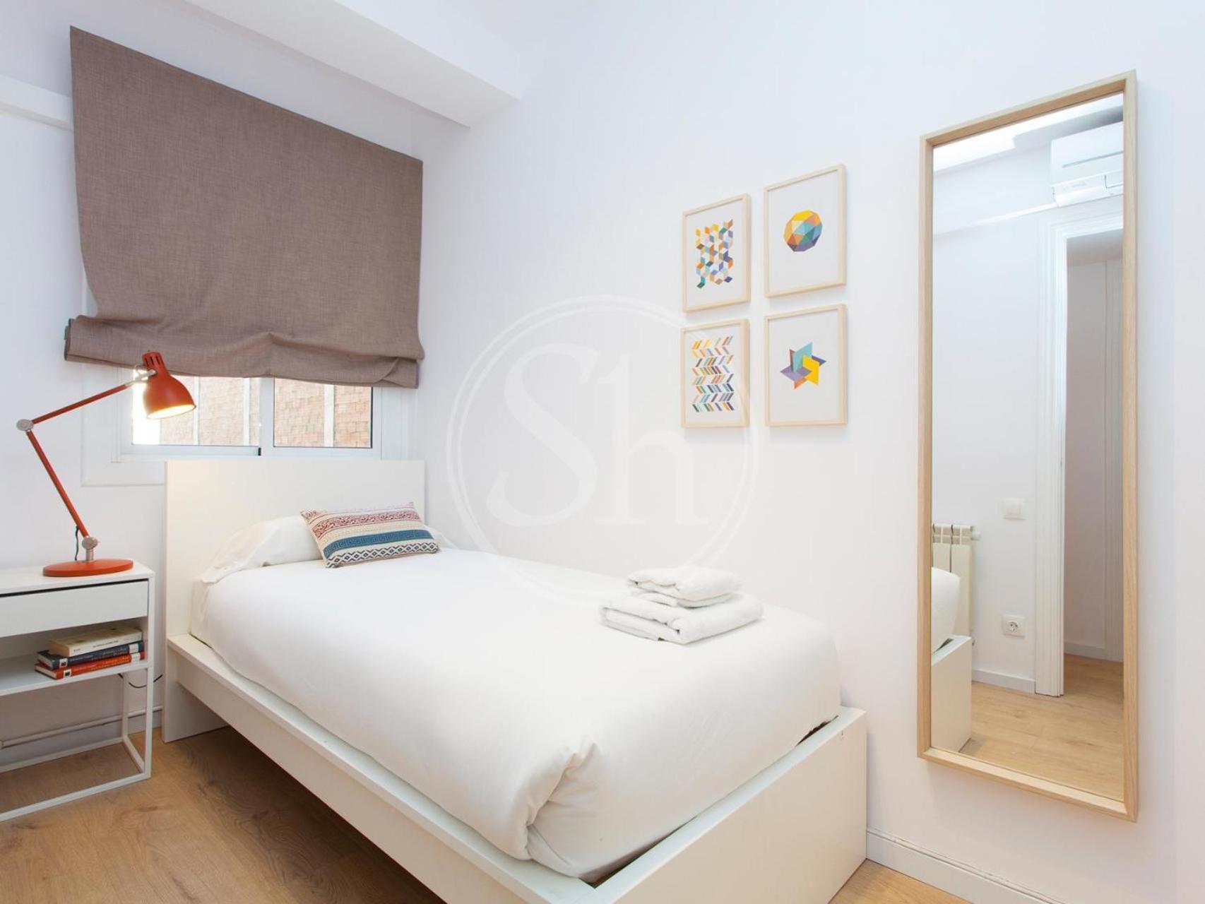 Agradable Y Luminoso Ideal 5 *