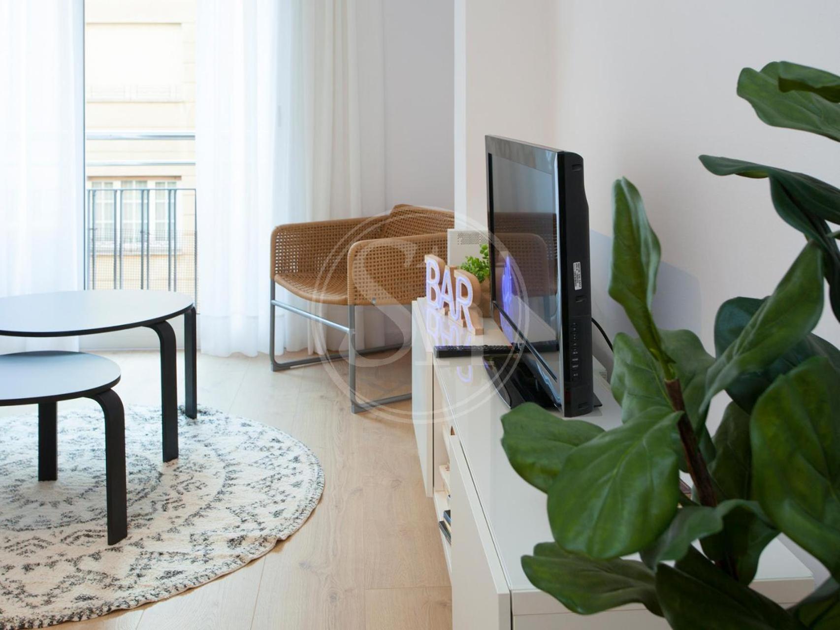 Apartment Agradable Y Luminoso Ideal 5 *